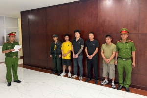 TP.HCM: Bắt giam 4 nghi phạm người nước ngoài vận chuyển gần 18.000 bao thuốc lá lậu qua đường hàng không
