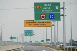 Chuẩn bị hạ tầng biển báo để xử phạt vi phạm khoảng cách an toàn trên các tuyến cao tốc