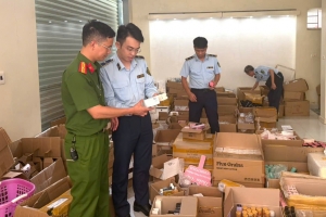 Thanh Hóa: Phạt 70 triệu đồng, buộc tiêu hủy hơn 1.000 sản phẩm mỹ phẩm nhập lậu