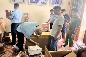 Đồng loạt phát hiện, bắt giữ số lượng lớn hàng hoá giả mạo nhãn hiệu nổi tiếng