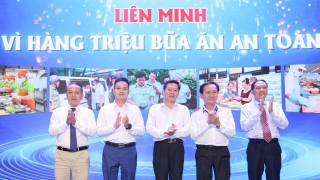 Tạp chí Thương hiệu và Công luận phát động “Hành trình vì hàng triệu bữa ăn an toàn”