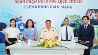 Talkshow “Cấp thiết ngăn chặn nội dung lệch chuẩn trên không gian mạng”