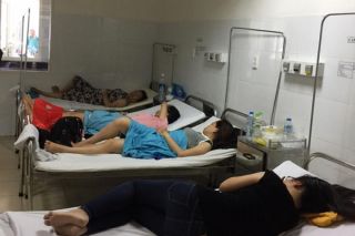Đà Nẵng: 17 du khách nhập viện do bị ngộ độc thực phẩm