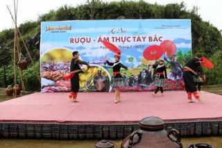 Mùa hè này, lên Sun World Fansipan Legend đón Không gian ẩm thực Tây Bắc