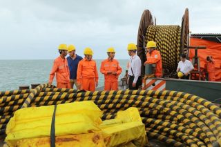 EVNNPC: Nỗ lực vượt khó, đảm bảo cung ứng điện an toàn và ổn định