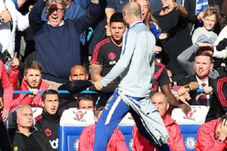 Chiến lược gia Mourinho kêu gọi FA tha thứ cho Lanni