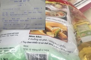 Siêu Thị Auchan Kim Văn - Kim Lũ bán hàng hết “date” cho khách hàng