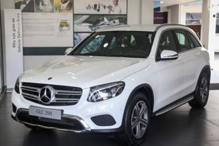 Gần 5.000 xe Mercedes GLC bị triệu hồi do lỗi khóa dây an toàn