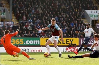 Harry Kane trở lại, Tottenham vẫn thua trước Burnley