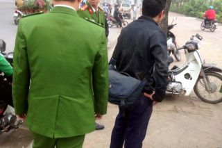 Công an quận Cầu Giấy vào cuộc điều tra vụ phóng viên Tạp chí Thương Trường bị hành hung
