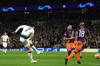 Son Heung Min tỏa sáng, Tottenham đánh bại Man City lượt đi tứ kết Cup C1