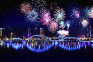 Nghệ An: 80 giàn pháo hoa “lên nòng” chờ thắp sáng phố biển Cửa Lò