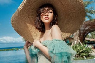 Đỗ Mỹ Linh và cuộc sống sang chảnh đáng mơ ước của giới trẻ 9x