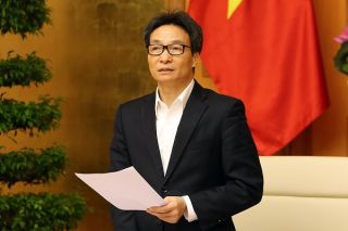 Phó thủ tướng yêu cầu tăng cường phòng dịch Covid-19 cho người già