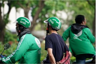 Giữa mùa dịch Covid-19, Grab và GoViet 'mạnh tay' hỗ trợ tài xế, đối tác