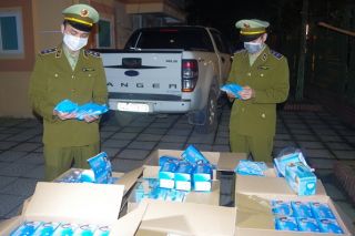 Liên tiếp phát hiện hàng loạt khẩu trang không rõ nguồn gốc, không bảo đảm chất lượng