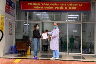 Thêm 5 bệnh nhân mắc Covid-19 được điều trị khỏi