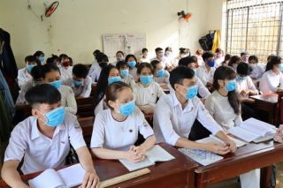 Bộ GD&ĐT chấn chỉnh tình trạng lạm thu đầu năm học 2020 - 2021