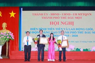 NutiFood vinh dự đón nhận Huân chương Lao động hạng 3