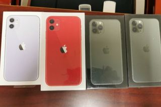 Thu giữ hàng chục chiếc điện thoại di động iphone trong chiến dịch truy quét điện thoại 'lậu' tại TP.HCM