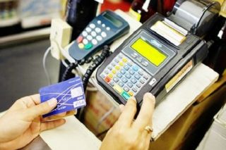 TPHCM: Nhiều nơi chưa chấp nhận thực hiện thanh toán không dùng tiền mặt