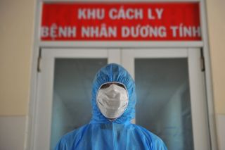 Việt Nam có thêm 10 ca mắc Covid-19 được cách ly ngay sau khi nhập cảnh