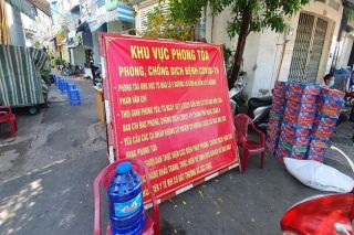 Quận 6 (TP.HCM): Phong toả hẻm lô C và lô E đường Lò Gốm sau thông báo liên quan đến một ca dương tính với Covid-19
