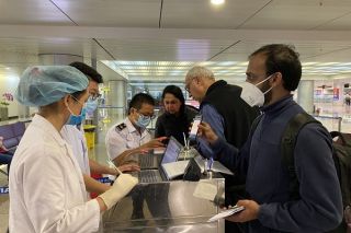 TP.HCM: Đã có kết quả xét nghiệm 20 người cùng chuyến bay với ca nhiễm Covid-19 thứ 17