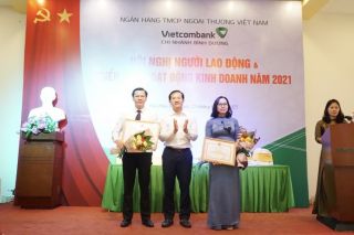 Bình Dương: Vietcombank hỗ trợ khách hàng 190 tỷ đồng do ảnh hưởng Covid -19