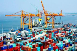 Tổng sản lượng hàng hóa qua cảng biển Việt Nam đến năm 2030 ước đạt hơn 1,4 tỷ tấn