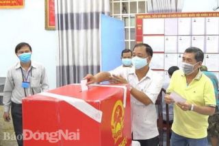 Kết thúc bầu cử, toàn tỉnh Đồng Nai đạt tỷ lệ 99,44% cử tri đi bầu cử