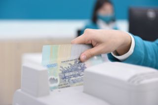 Tín dụng tiếp tục đà tăng trưởng