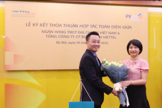 PvcomBank và Viettel Post hợp tác chiến lược với giải pháp ứng vốn kinh doanh trên nền tảng số