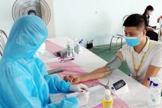 Bắc Ninh: Đã tiến hành tiêm 213.238 mũi vắc xin phòng Covid-19 cho người dân