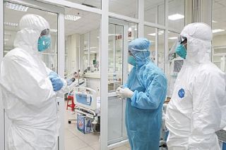 Sáng 1/11: Còn 2.840 ca mắc Covid-19 nặng đang điều trị