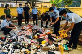 Mở đợt cao điểm chống buôn lậu, gian lận thương mại và hàng giả dịp cuối năm