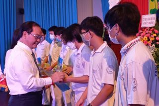Bà Rịa - Vũng Tàu: Trao thư khen 39 học sinh giỏi quốc gia năm học 2021-2022