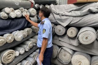 Cục Quản lý thị trường TP. HCM phát hiện, thu giữ 7 tấn vải nhập lậu