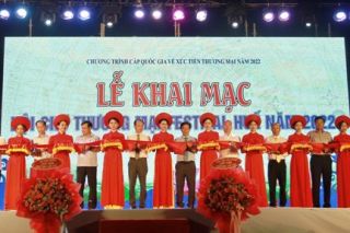 Gần 350 gian hàng tham dự "Hội chợ Thương mại Festival Huế 2022"