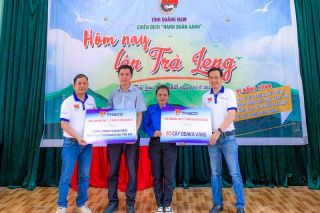 THACO trao tặng công trình thanh niên tại xã Trà Leng