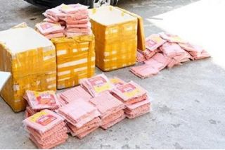 Tiêu huỷ 200 kg xúc xích không rõ nguồn gốc