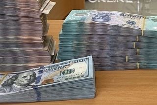 Tây Ninh bắt giữ đối tượng vận chuyển trái phép tiền mặt và ngoại tệ