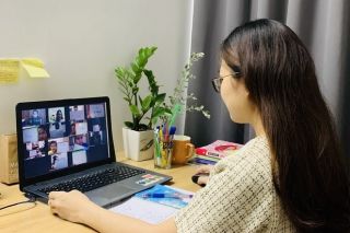 Sau lễ, một số trường đại học chuyển học trực tuyến