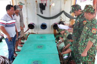 Bộ đội Biên phòng tỉnh Cà Mau: Bắt giữ gần 20.000 lít dầu DO không rõ nguồn gốc