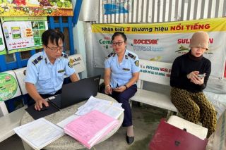 Bình Thuận: Phát hiện hộ kinh doanh đang buôn bán 45 bao phân bón có dấu hiệu vi phạm pháp luật