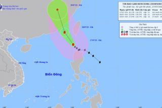 Bão Doksuri giật cấp 14, tâm bão tiếp tục di chuyển trên vùng biển phía Tây Bắc đảo Luzon