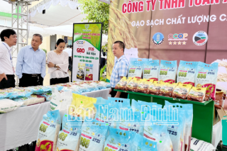 Nam Định: Khai mạc Tuần lễ Giới thiệu nông sản an toàn năm 2023
