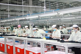 Sản xuất công nghiệp tháng 10 tiếp tục xu hướng tích cực