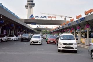 Chính thức thu phí không dừng ô tô ra vào Sân bay Nội Bài, Tân Sơn Nhất