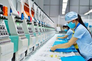 Không nhận được đơn hàng, Garmex (GMC) ngừng sản xuất, bẻ lái sang bất động sản